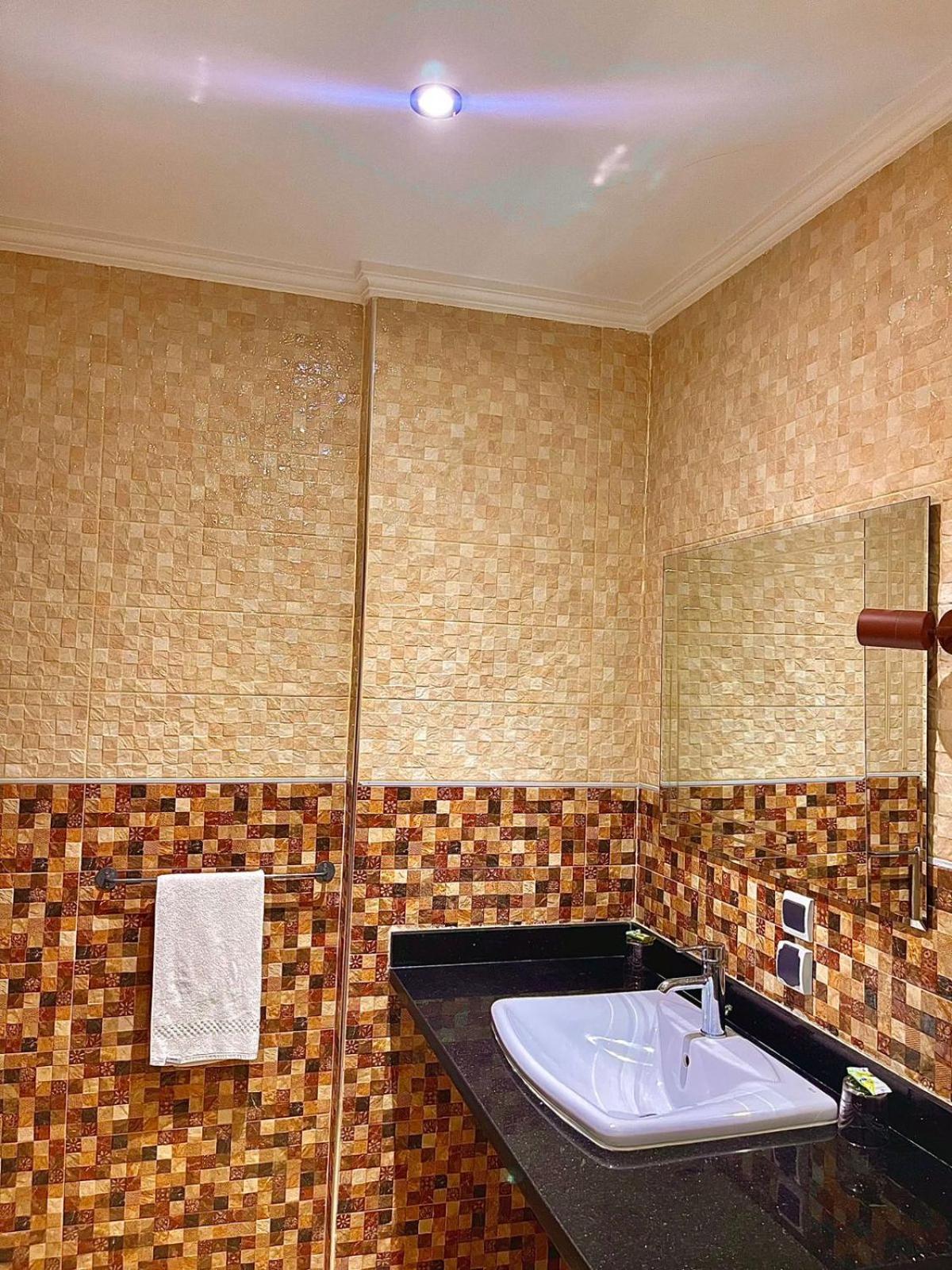 Maison D'Hotes Familiale "Dar Aboulanwar" El Jadida Exterior foto